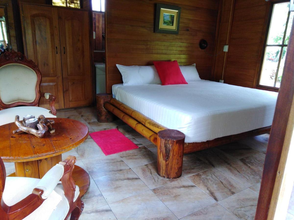 Estancia La Colina Santo Domingo de los Colorados Dış mekan fotoğraf