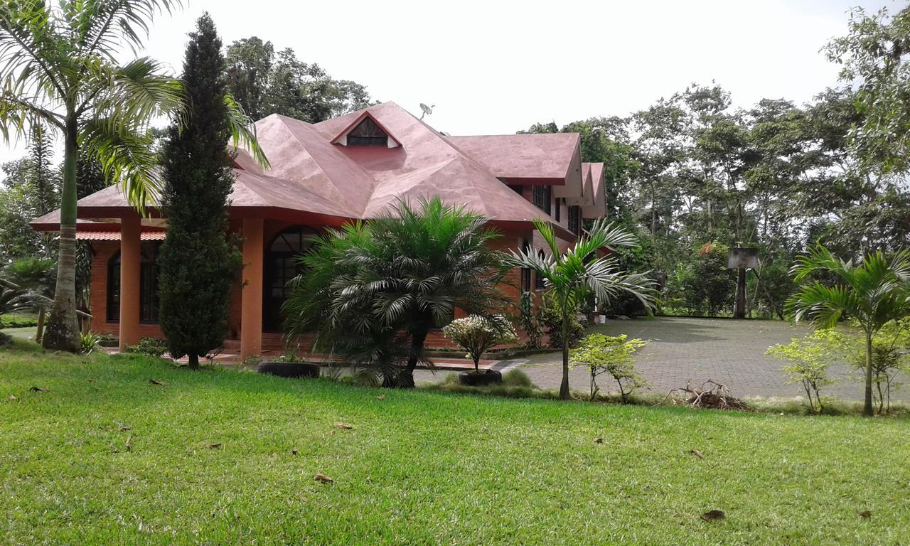 Estancia La Colina Santo Domingo de los Colorados Dış mekan fotoğraf
